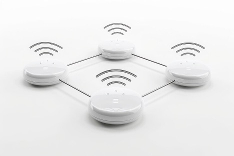 Beberapa router putih yang digunakan dalam jaringan dengan topologi ring, menunjukkan kelebihan dan kekurangan sistem ini dalam menghubungkan perangkat secara melingkar.