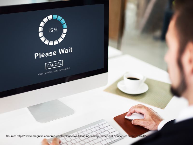 Loading screen on a laptop, as an illustration for checking website performance with PageSpeed Insights.